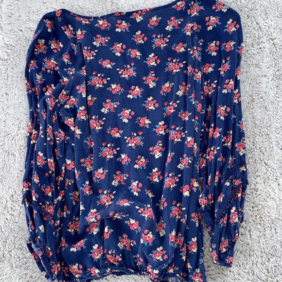 Arizona top - Picture 3 of 5